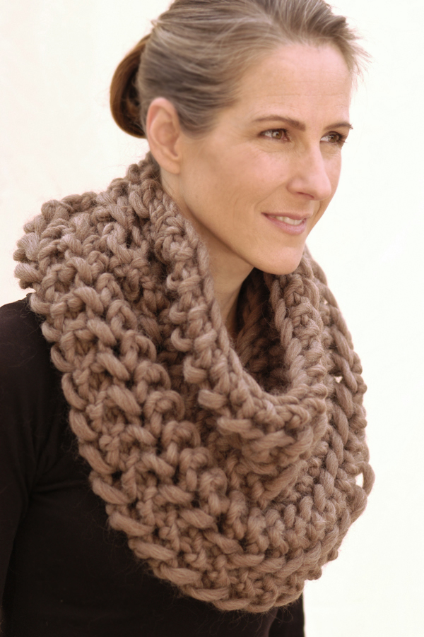 the Openwork Infinity Scarf – Knit1Designs